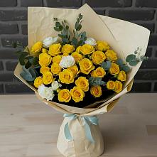 Букет цветов из:  Розы в Зверево