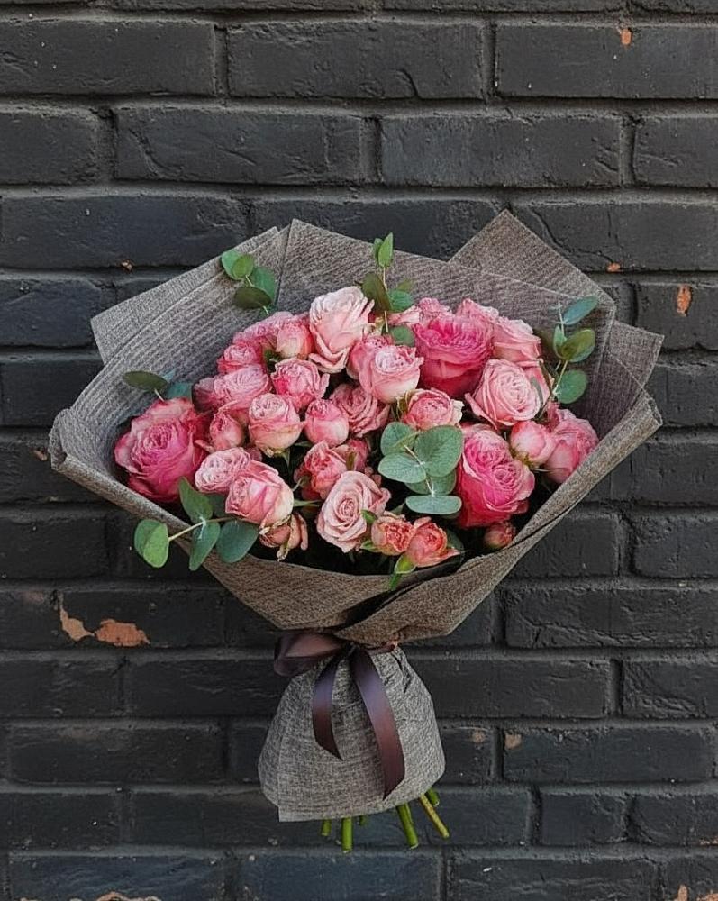 Букет цветов из: Розы в Зверево