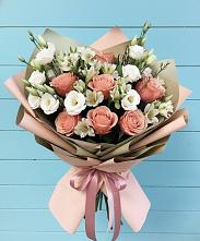 Букет цветов из:  Розы, Альстромерии и Лизиантусы в Зверево