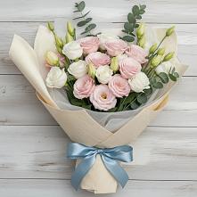 Букет цветов из:  Лизиантусы в Зверево