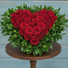 Цветочная композиция из Розы в виде сердца #REPLACE_PRED# Зверево