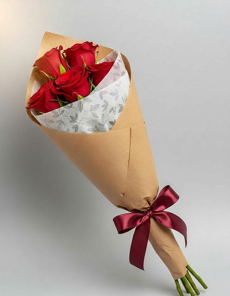 Букет цветов из: Розы в Зверево