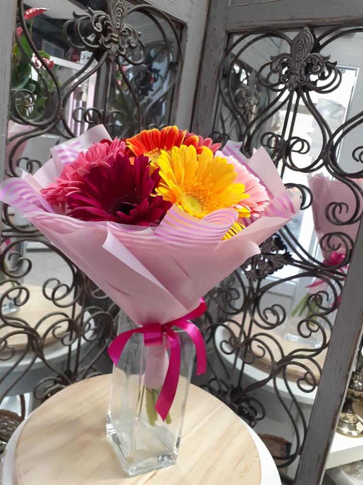 Букет цветов из: Герберы в Зверево