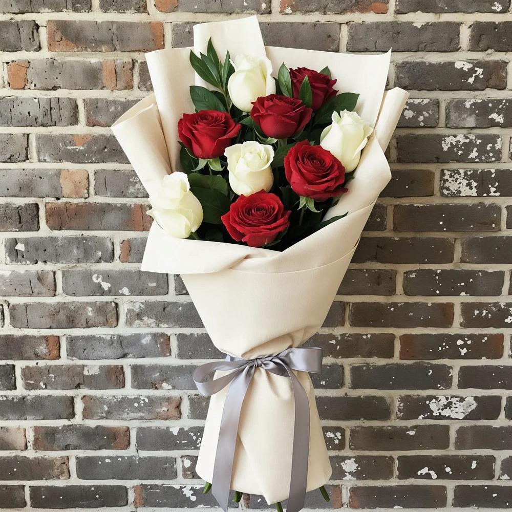 Букет цветов из: Розы в Зверево