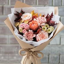 Букет цветов из:  Гвоздики, Хризантемы и Розы в Зверево