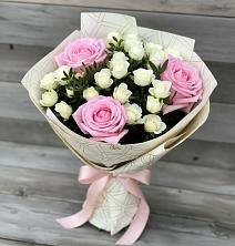 Букет цветов из:  Розы в Зверево