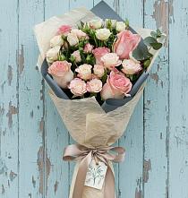 Букет цветов из:  Розы в Зверево