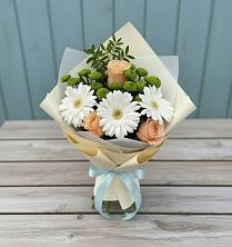Букет цветов из:  Герберы, Розы и Хризантемы в Зверево