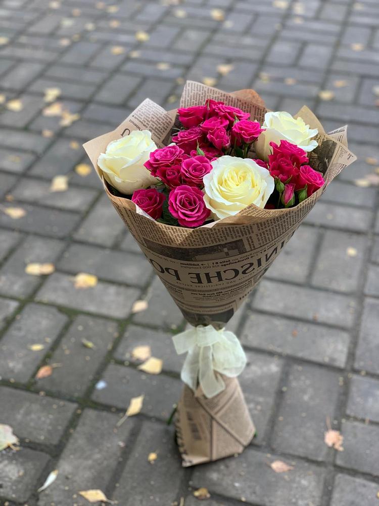 Букет цветов из: Розы в Зверево