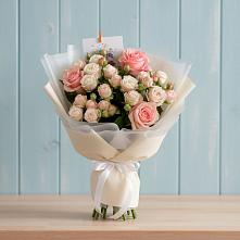 Букет цветов из:  Розы #REPLACE_PRED# Зверево