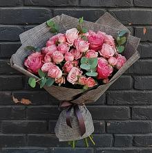 Букет цветов из:  Розы в Зверево
